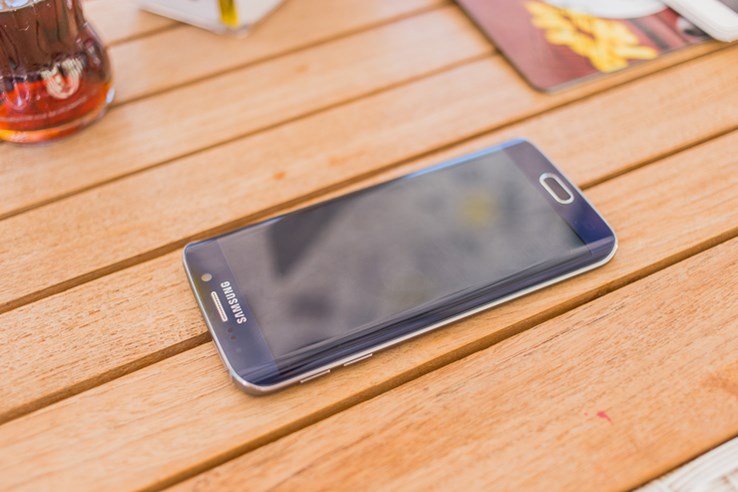 Samsung Galaxy S6 Edge (22).jpg